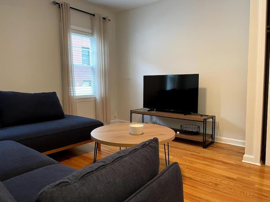 Lovely Two Bedroom Condo In South Бостън Екстериор снимка